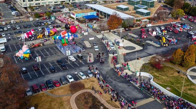 Dominion Christmas Parade 2016